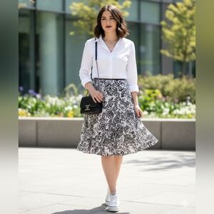 ICE crepe pleated flirty skirt